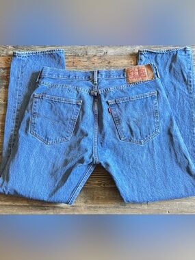 Levi's Medium Blue Men's Straight Jeans Button Fly Size 36 X 30